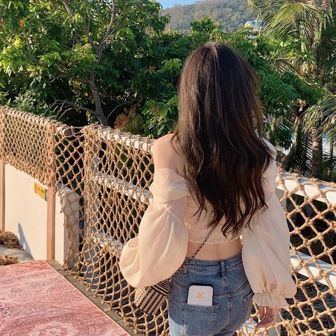 春花娇美可人儿